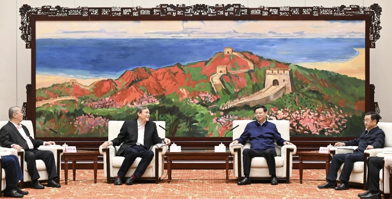 许昆林王新伟会见中国500强产业联盟投资考察团一行